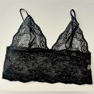 NWOT Black Lace Bralette Size M